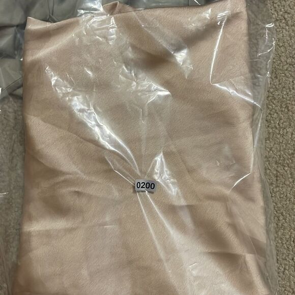 NWOT Show me your mumu Tuscany Maxi Slip Dress in champagne luxe satin Size M - Picture 11 of 11